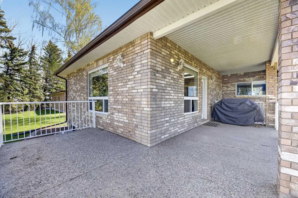 30344 Range Road 15 Rural Mountain View County AB T0M 0N0