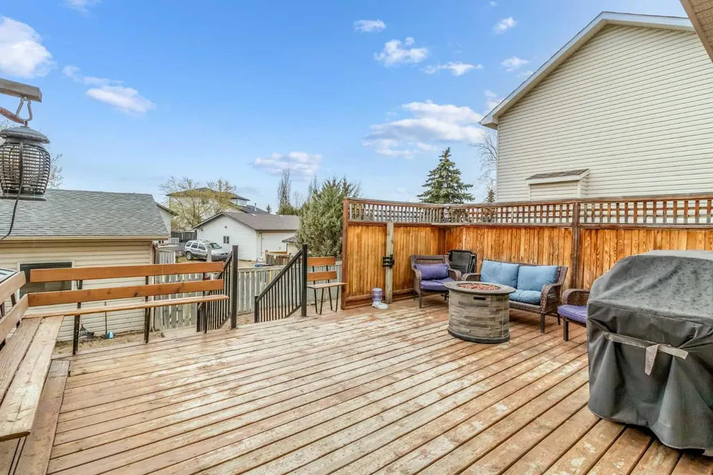 5509 Panorama Drive Blackfalds AB T4M 0C9
