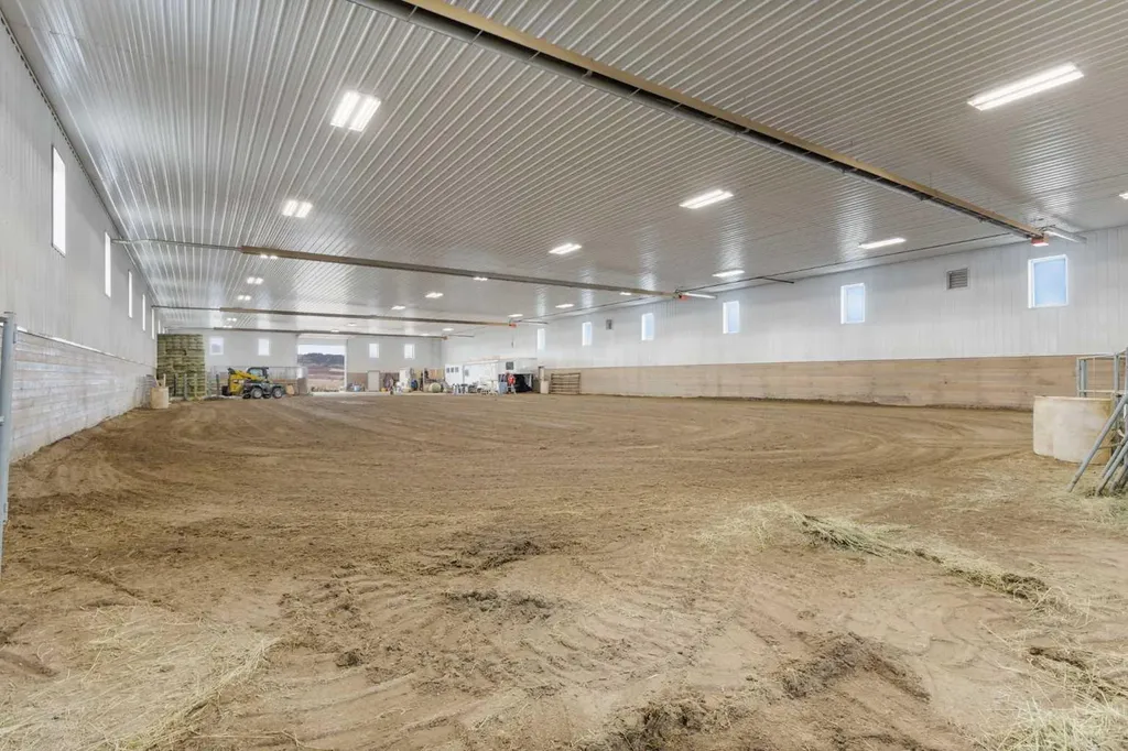 304075 Highway 549 W Rural Foothills County AB T0L 1K0