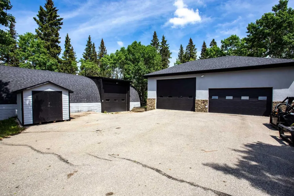 304075 Highway 549 W Rural Foothills County AB T0L 1K0