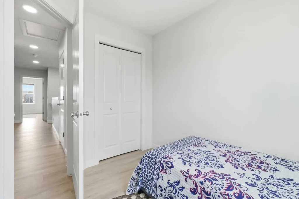 1612 Rangeview Drive SE Calgary AB T3S0K1