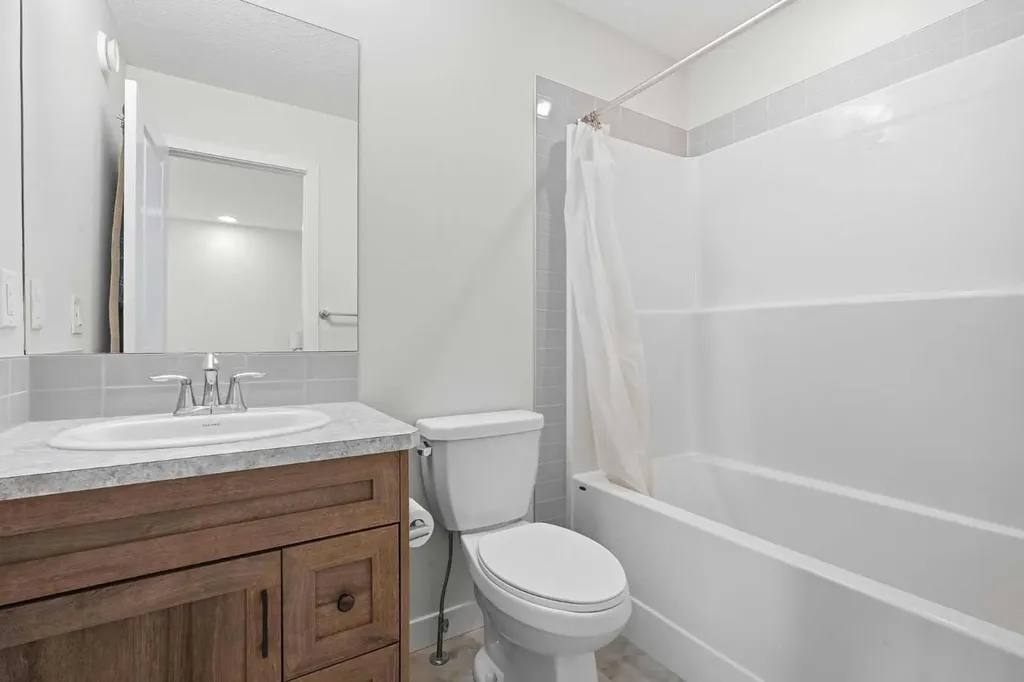 1612 Rangeview Drive SE Calgary AB T3S0K1