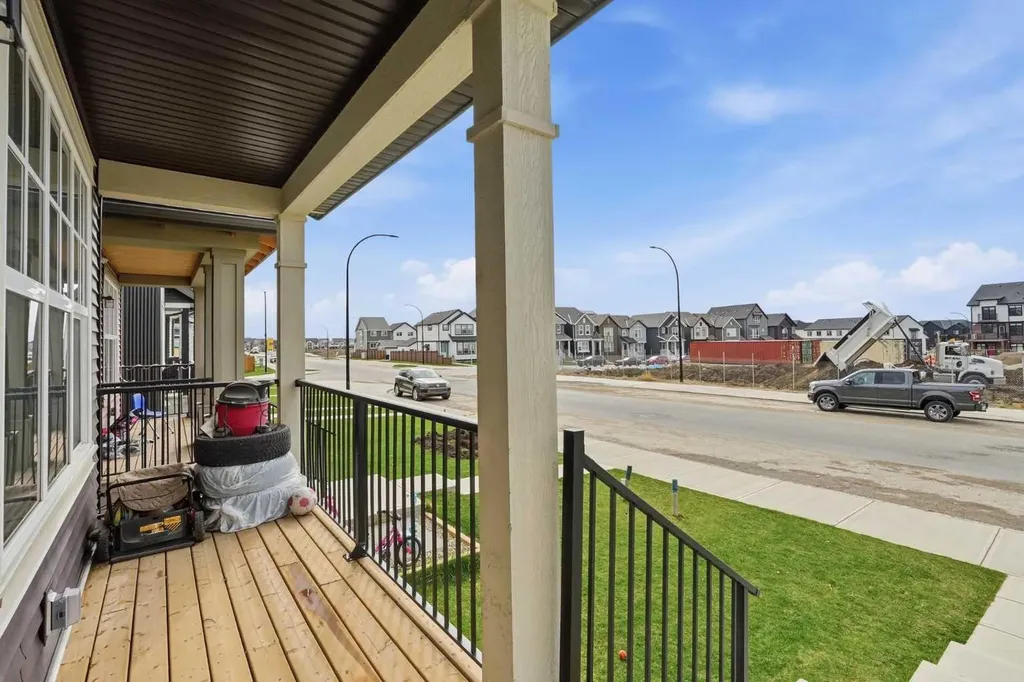 1612 Rangeview Drive SE Calgary AB T3S0K1