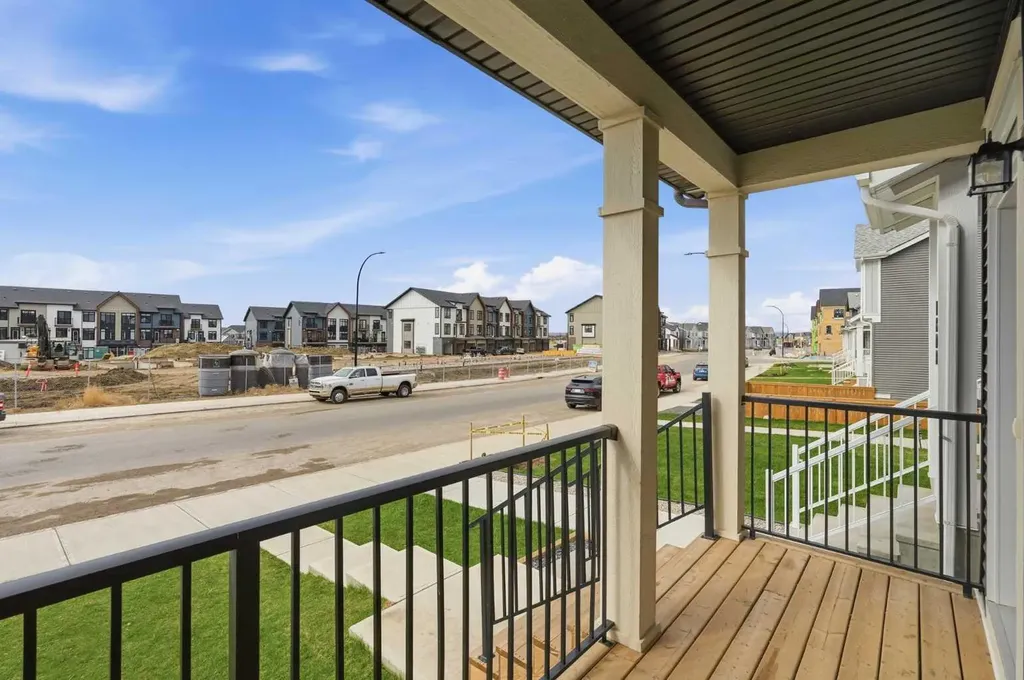 1612 Rangeview Drive SE Calgary AB T3S0K1