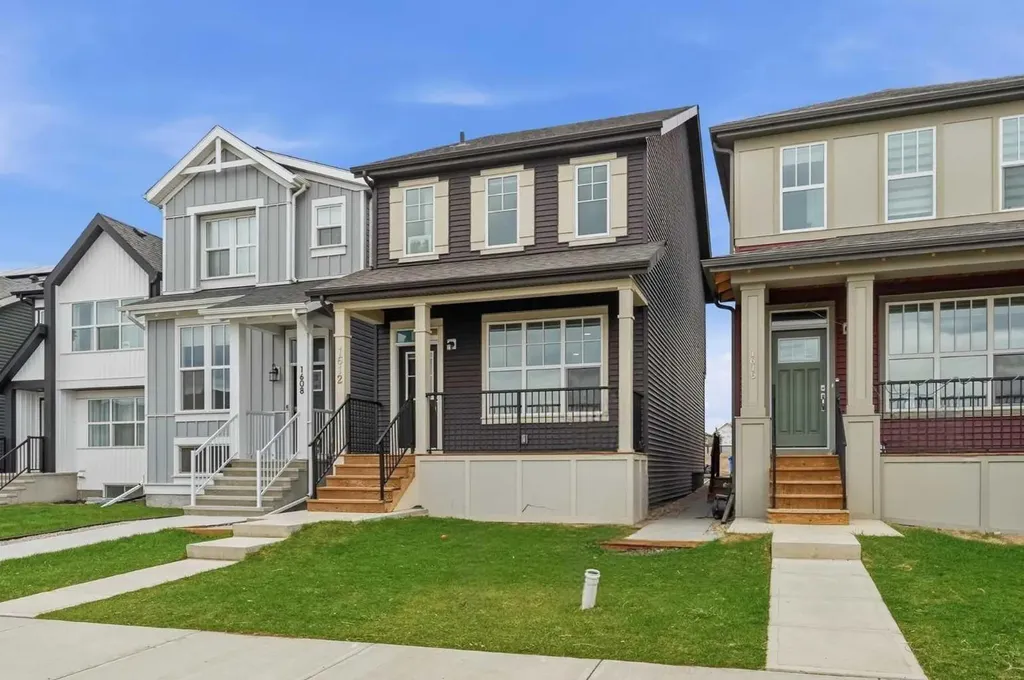 1612 Rangeview Drive SE Calgary AB T3S0K1