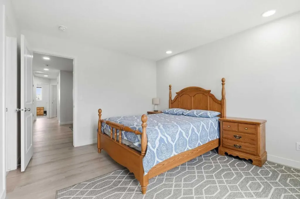 1612 Rangeview Drive SE Calgary AB T3S0K1