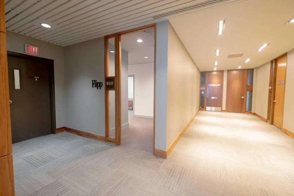 602 12 Avenue SW Calgary AB T2R 1J3
