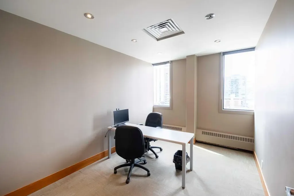 602 12 Avenue SW Calgary AB T2R 1J3