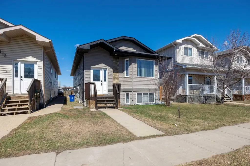 216 Rainbow Creek Drive Fort Mcmurray AB T9K 0C3