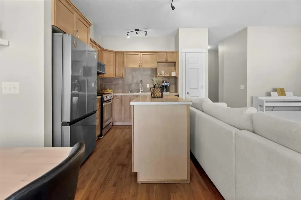 9000 Wentworth Avenue SW Calgary AB T3H 5K2