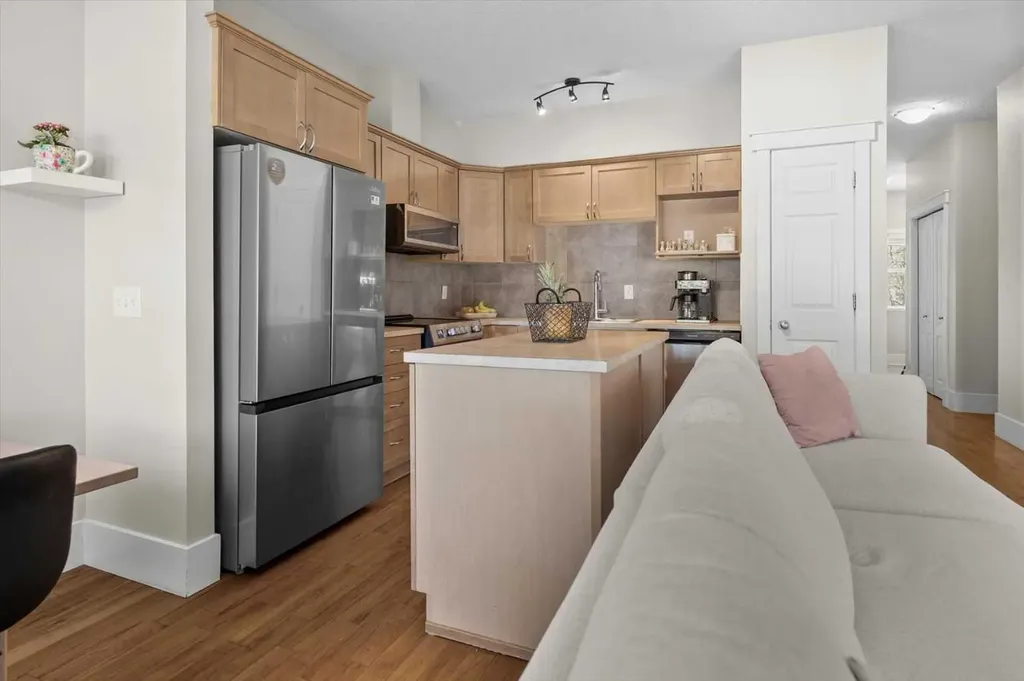 9000 Wentworth Avenue SW Calgary AB T3H 5K2