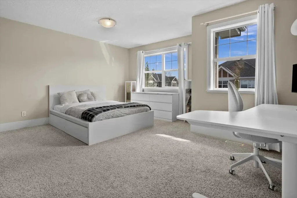 9000 Wentworth Avenue SW Calgary AB T3H 5K2