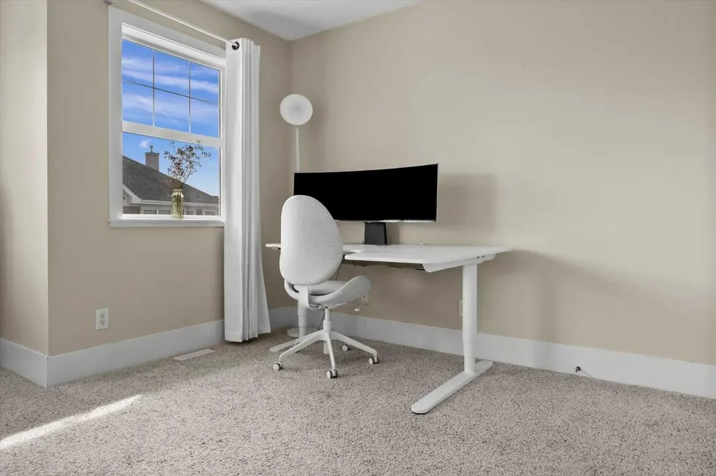 9000 Wentworth Avenue SW Calgary AB T3H 5K2