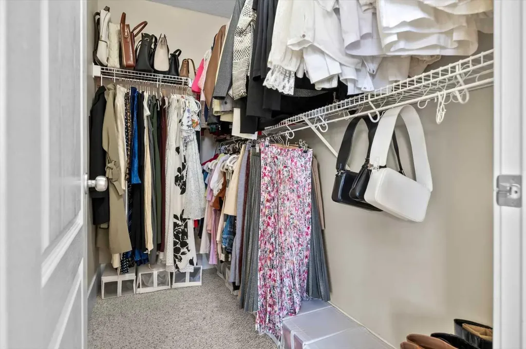 9000 Wentworth Avenue SW Calgary AB T3H 5K2