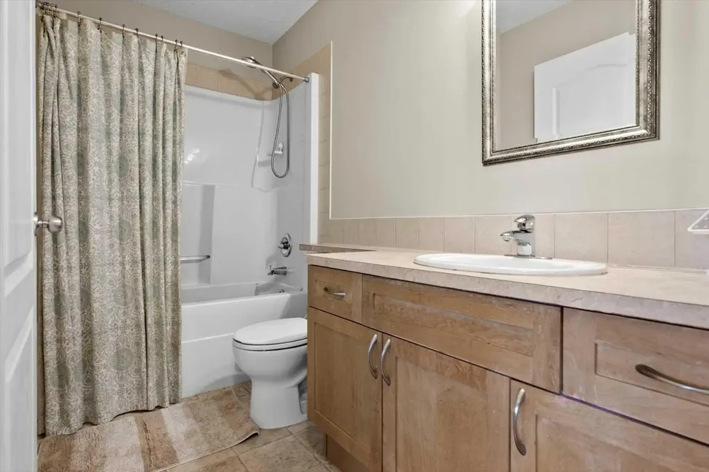 9000 Wentworth Avenue SW Calgary AB T3H 5K2
