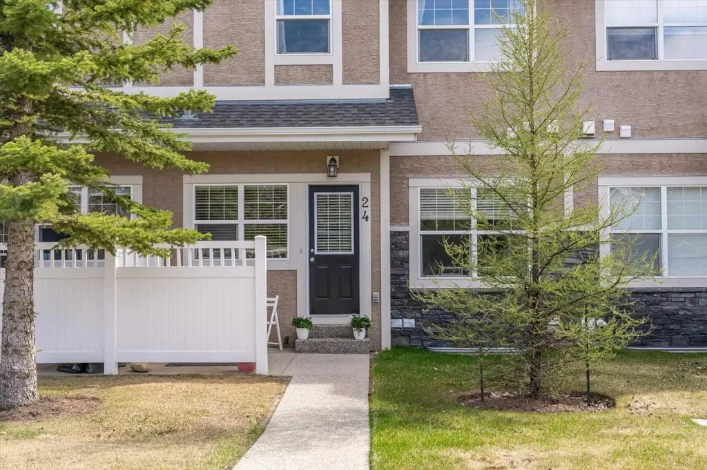 9000 Wentworth Avenue SW Calgary AB T3H 5K2