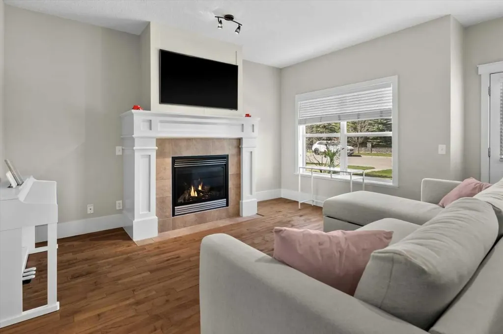 9000 Wentworth Avenue SW Calgary AB T3H 5K2