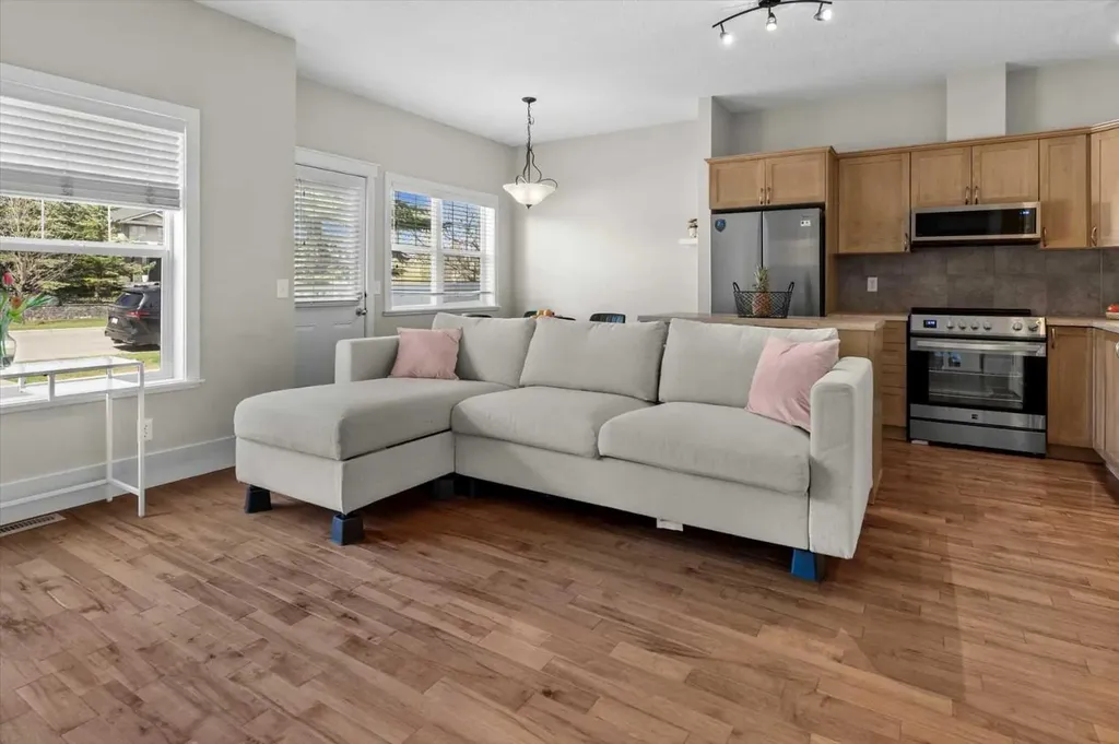 9000 Wentworth Avenue SW Calgary AB T3H 5K2