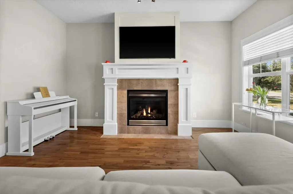 9000 Wentworth Avenue SW Calgary AB T3H 5K2