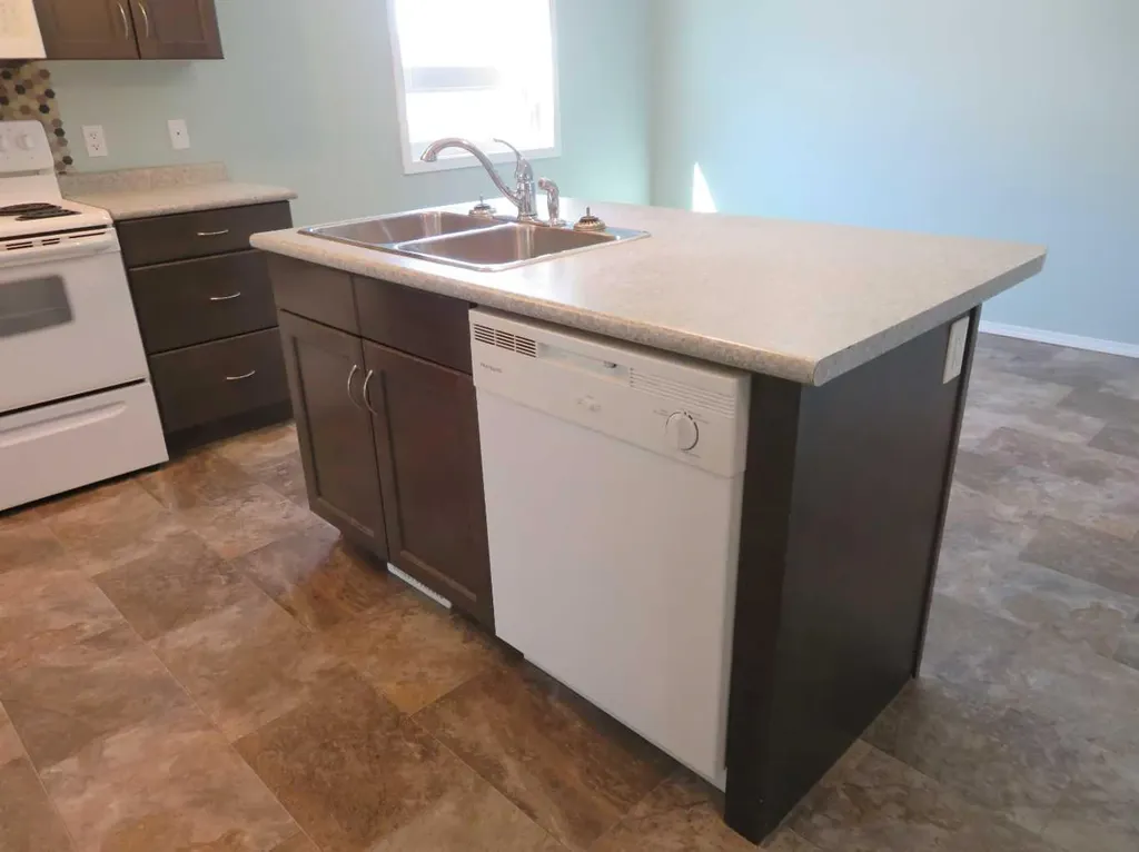 4812 45 Street Lloydminster SK S9V 0H9