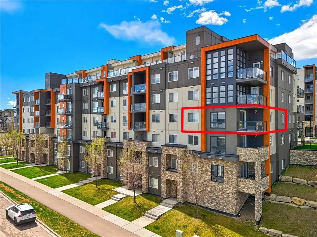 10 Kincora Glen Park NW Calgary AB T3R 1R9