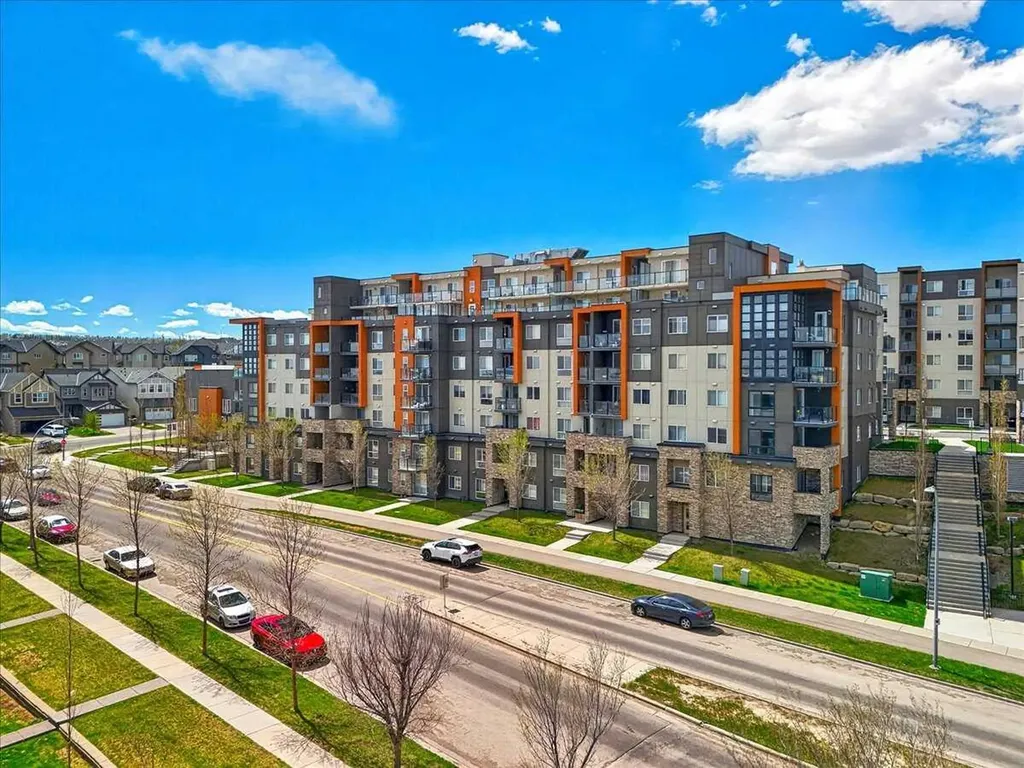 10 Kincora Glen Park NW Calgary AB T3R 1R9