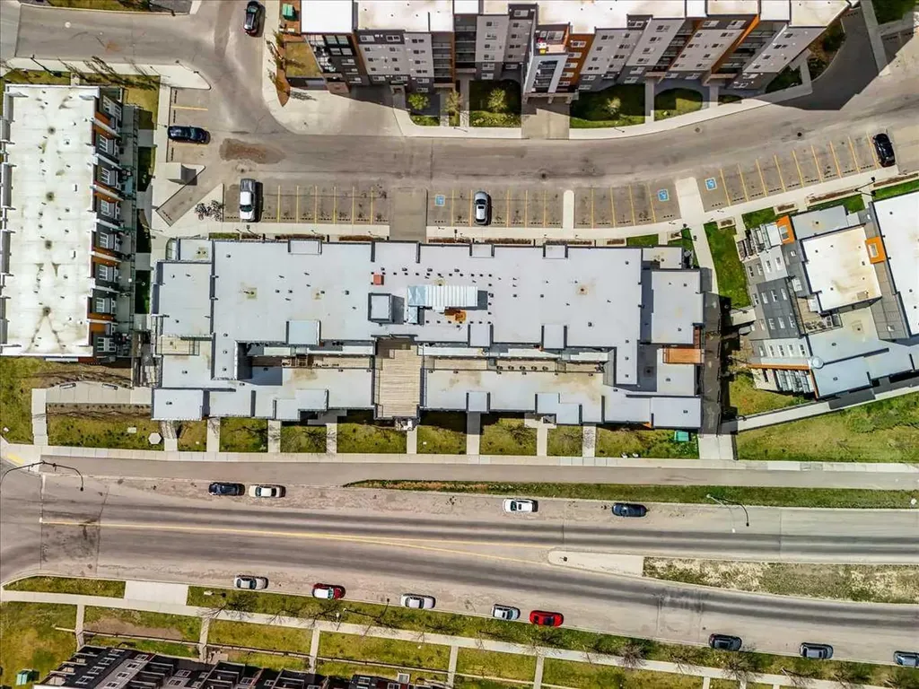 10 Kincora Glen Park NW Calgary AB T3R 1R9