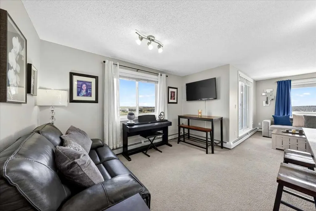 10 Kincora Glen Park NW Calgary AB T3R 1R9