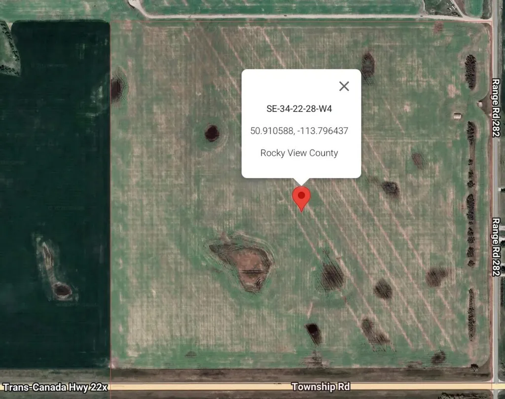 On Hwy 22 Farm N Indus AB T1X 0H7