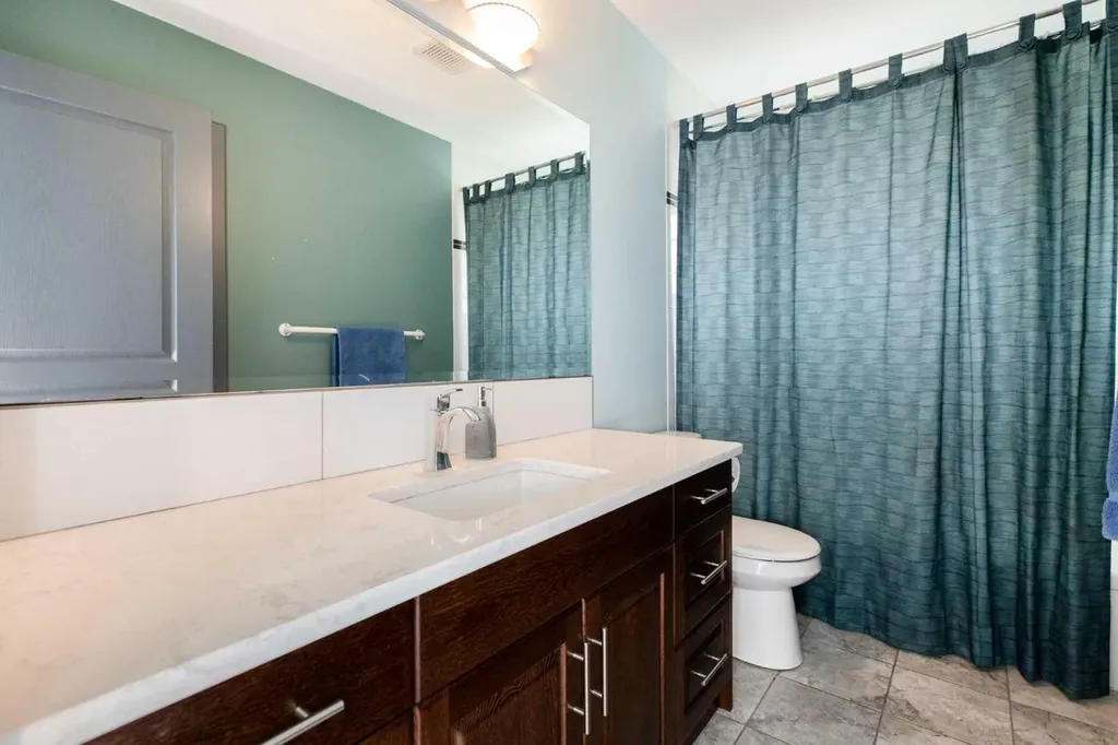 5949 45 Street Crescent Innisfail AB T4G 1L4