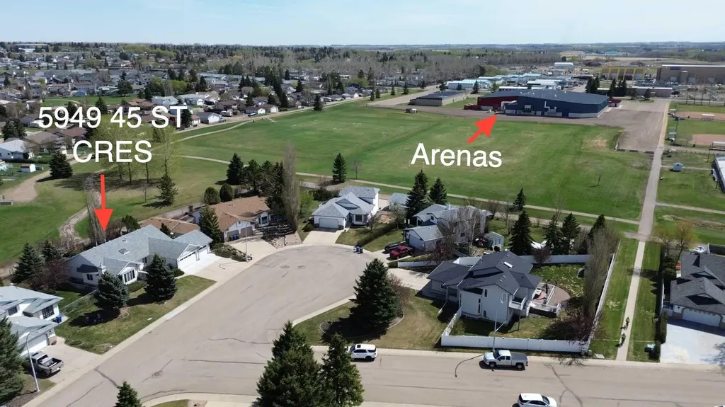 5949 45 Street Crescent Innisfail AB T4G 1L4