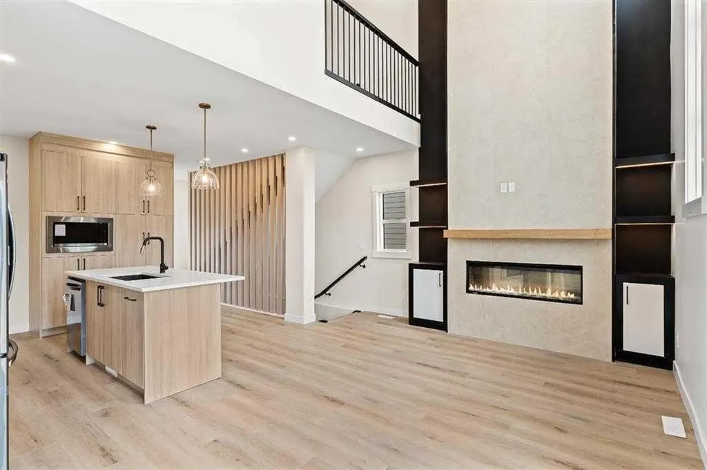 32 Cottageclub Lane Rural Rocky View County AB T4C 1B1