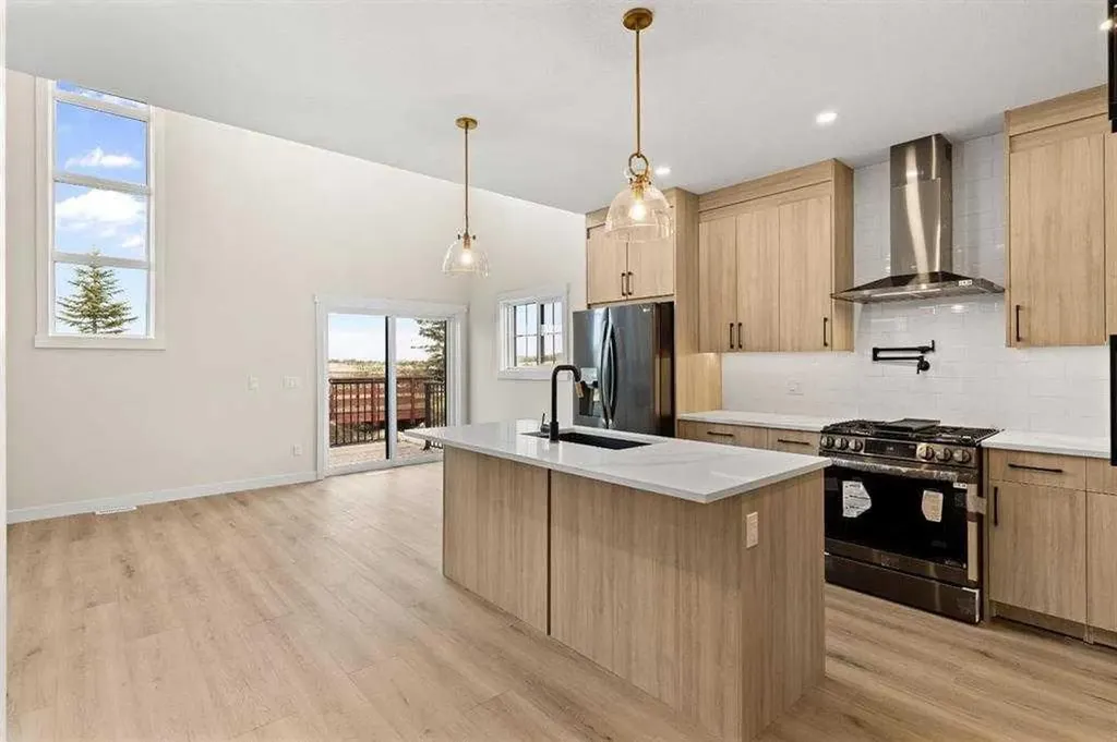 32 Cottageclub Lane Rural Rocky View County AB T4C 1B1
