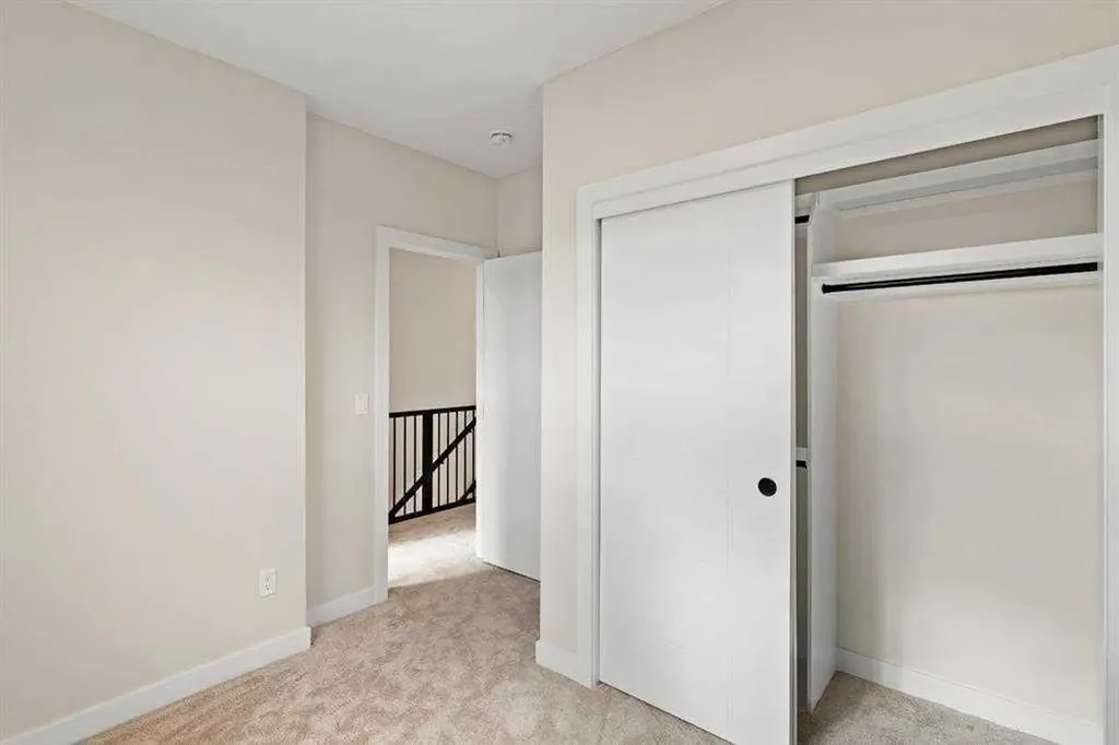 32 Cottageclub Lane Rural Rocky View County AB T4C 1B1