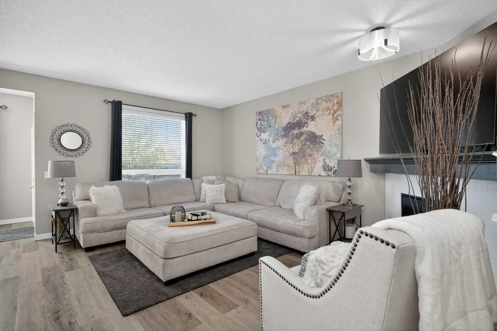 176 Chapalina Heights SE Calgary AB T2X 0B1