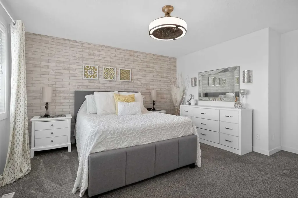 176 Chapalina Heights SE Calgary AB T2X 0B1
