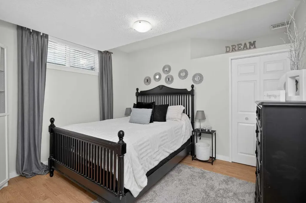 176 Chapalina Heights SE Calgary AB T2X 0B1