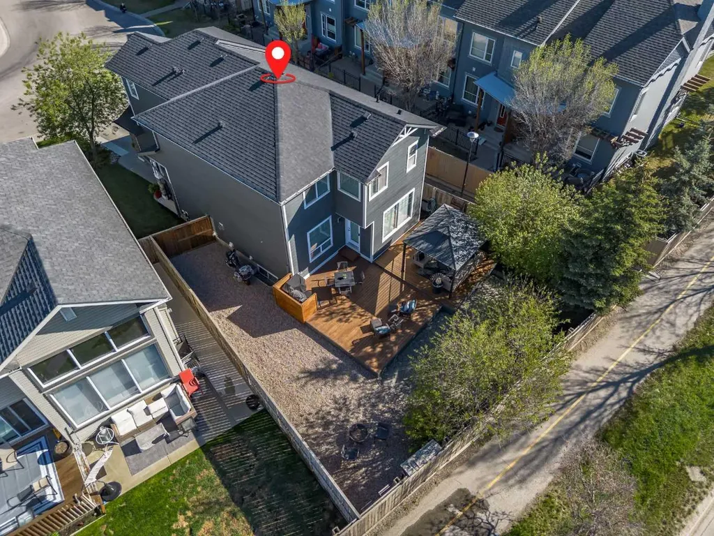 176 Chapalina Heights SE Calgary AB T2X 0B1