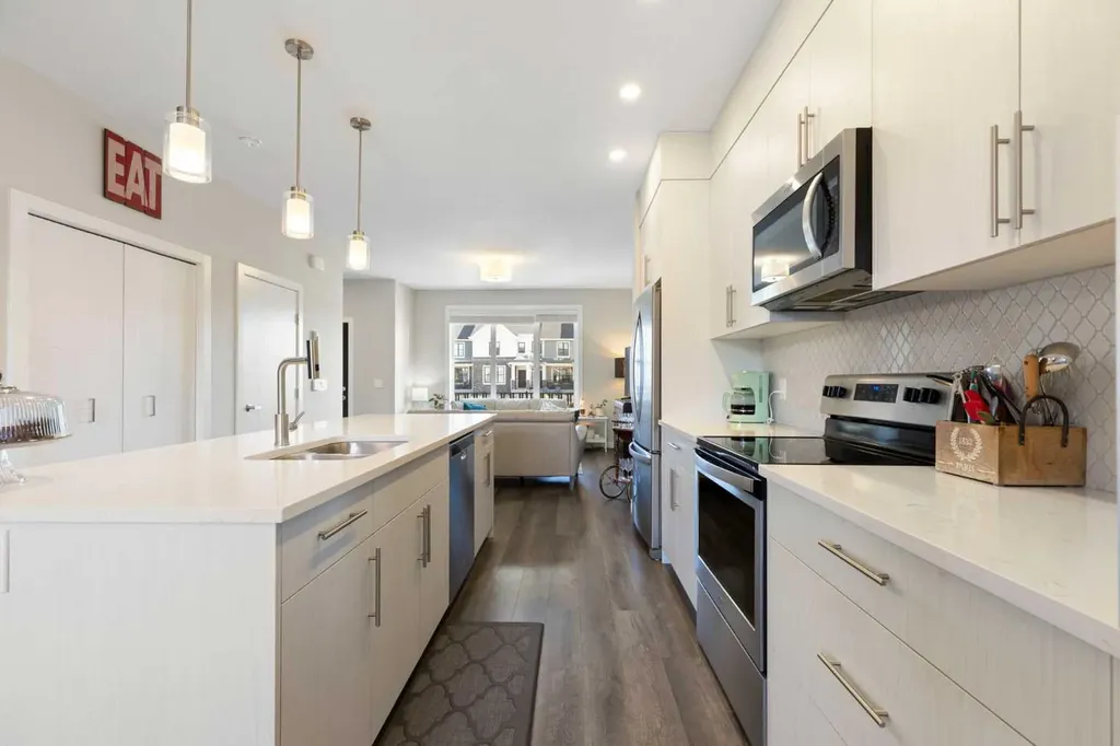 5 D'arcy Boulevard Okotoks AB T1S 5S6