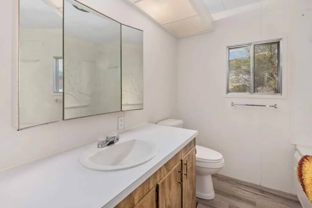 416 2 Avenue Drumheller AB T0J 1B0