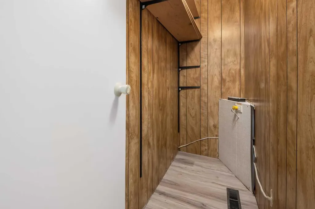 416 2 Avenue Drumheller AB T0J 1B0