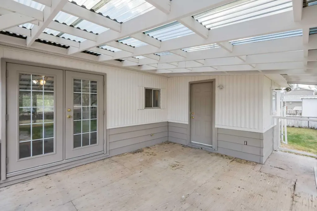 416 2 Avenue Drumheller AB T0J 1B0