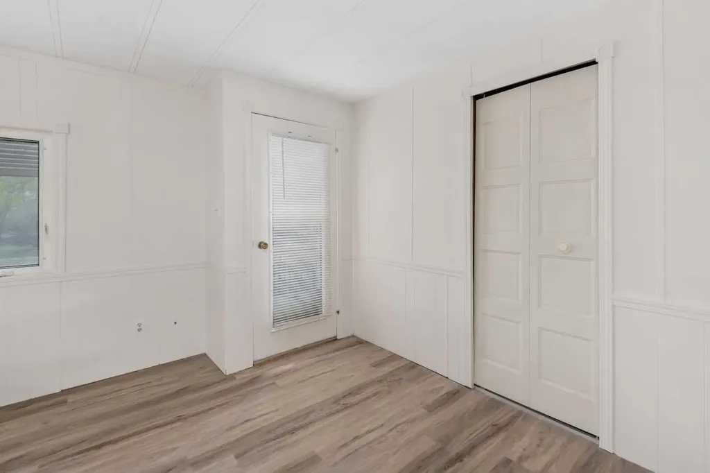 416 2 Avenue Drumheller AB T0J 1B0