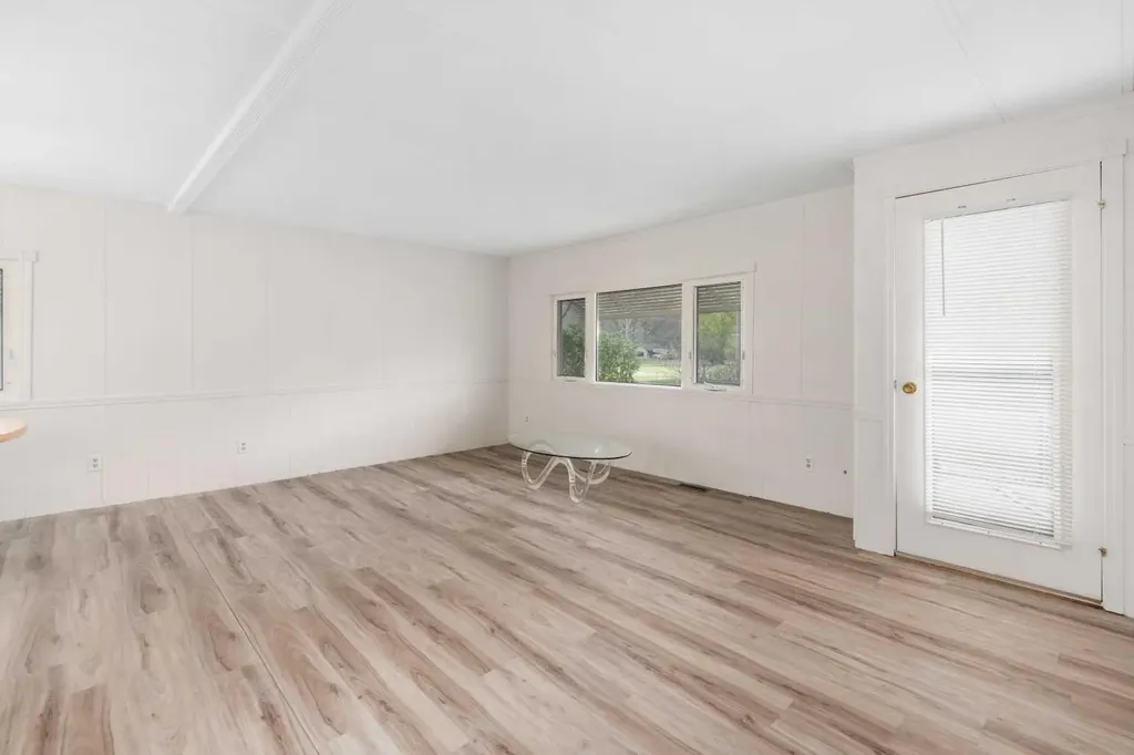 416 2 Avenue Drumheller AB T0J 1B0