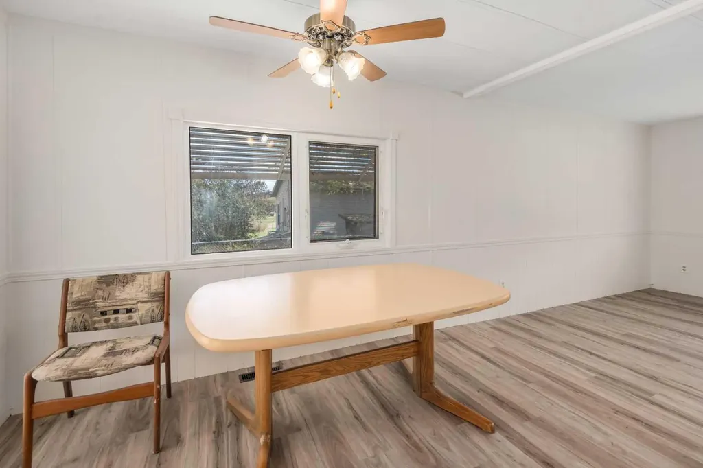 416 2 Avenue Drumheller AB T0J 1B0