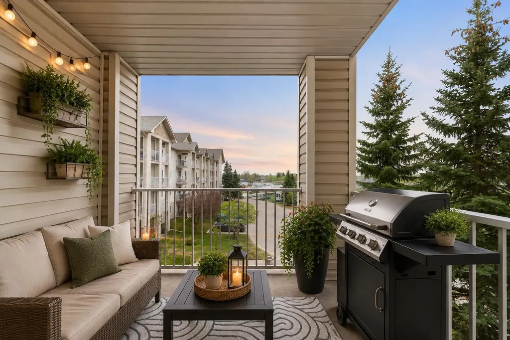 1717 60 Street SE Calgary AB T2A 7Y7