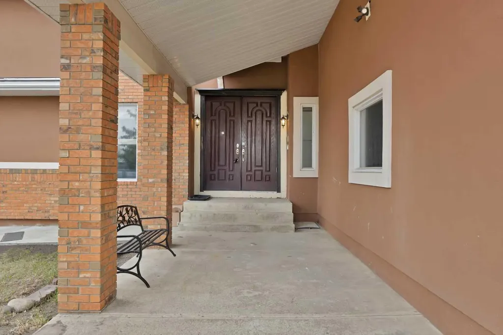 283129 Township Road 250 Rural Rocky View County AB T1X 0M8