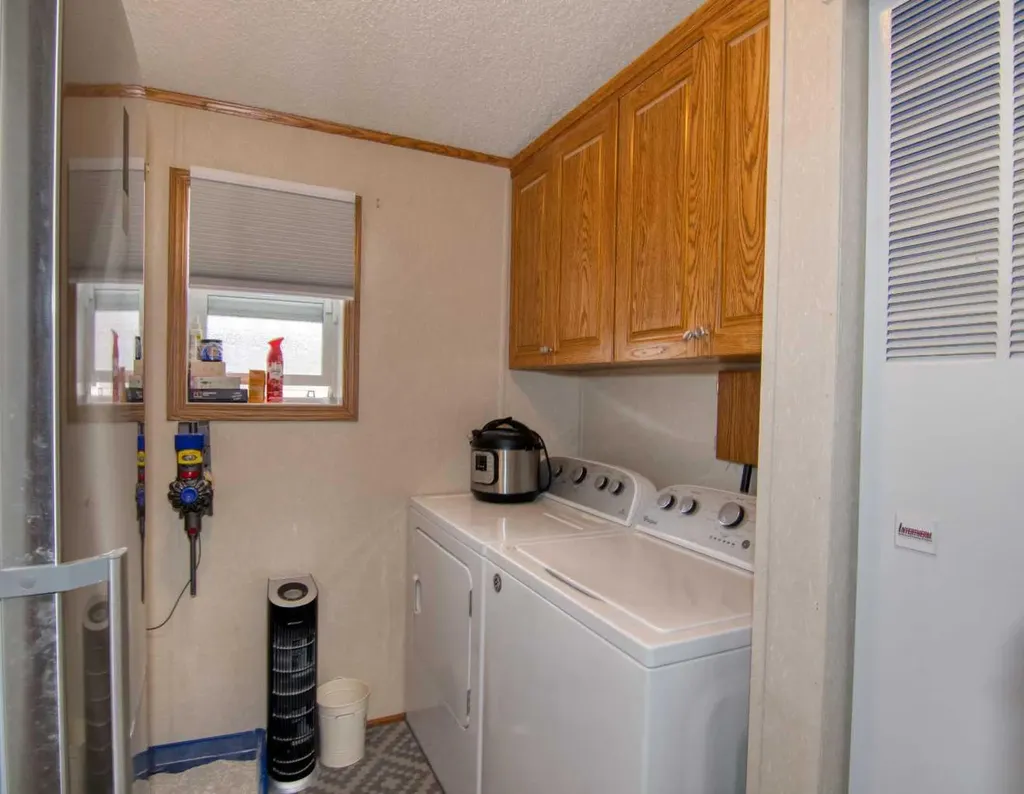 501 Station Street Coaldale AB T1M 0A9