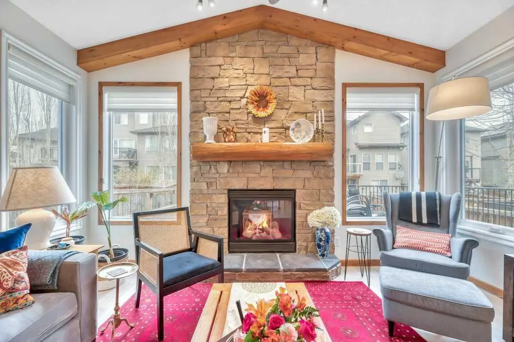22 Kincora Heights NW Calgary AB T3R 1N3