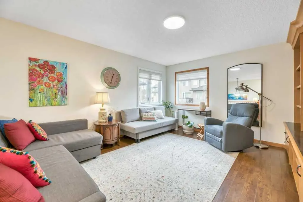 22 Kincora Heights NW Calgary AB T3R 1N3